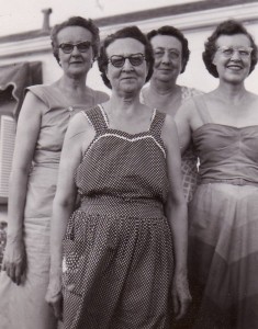 1953_Sisters